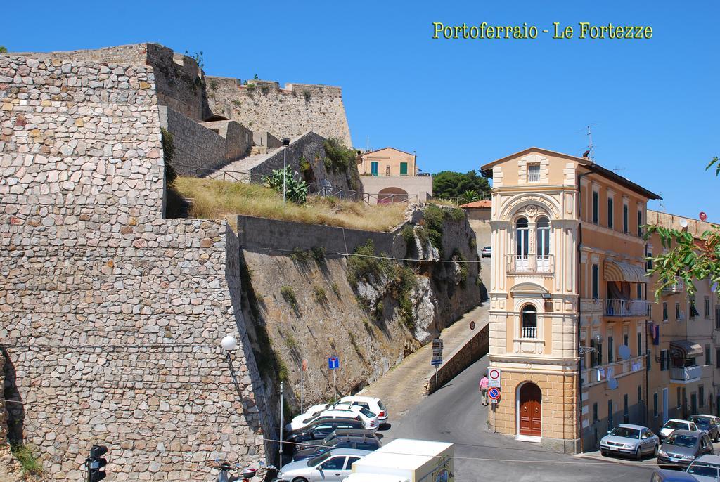 Hotel Villa Ombrosa Portoferraio Εξωτερικό φωτογραφία