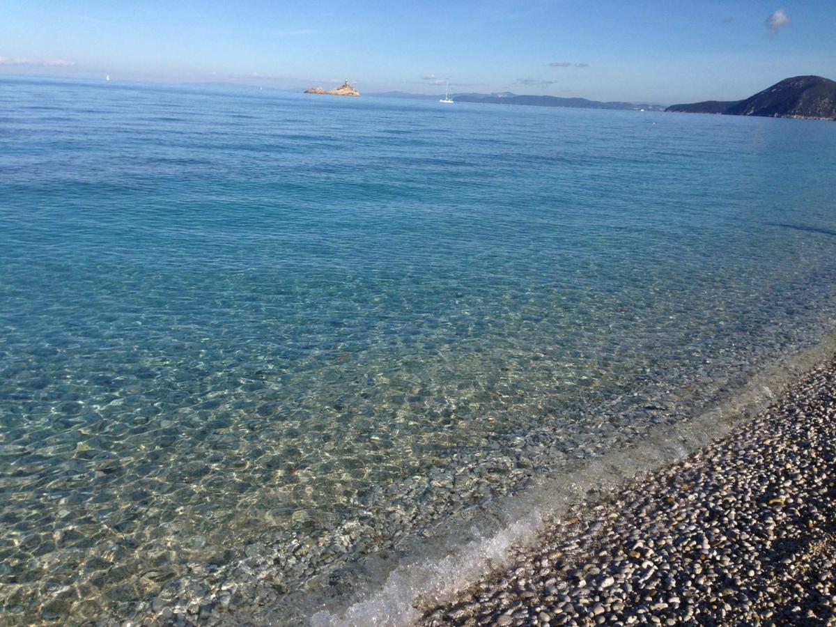 Hotel Villa Ombrosa Portoferraio Εξωτερικό φωτογραφία