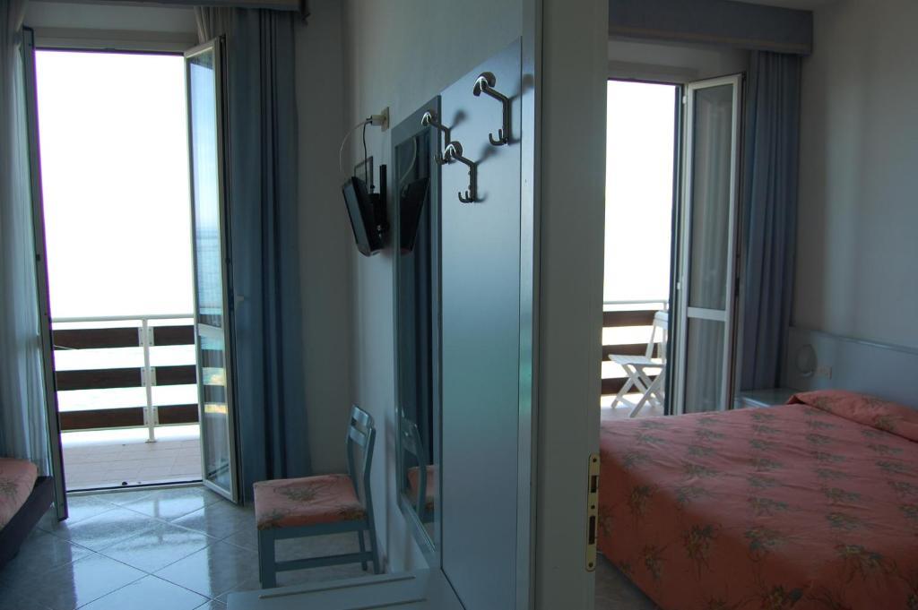 Hotel Villa Ombrosa Portoferraio Δωμάτιο φωτογραφία
