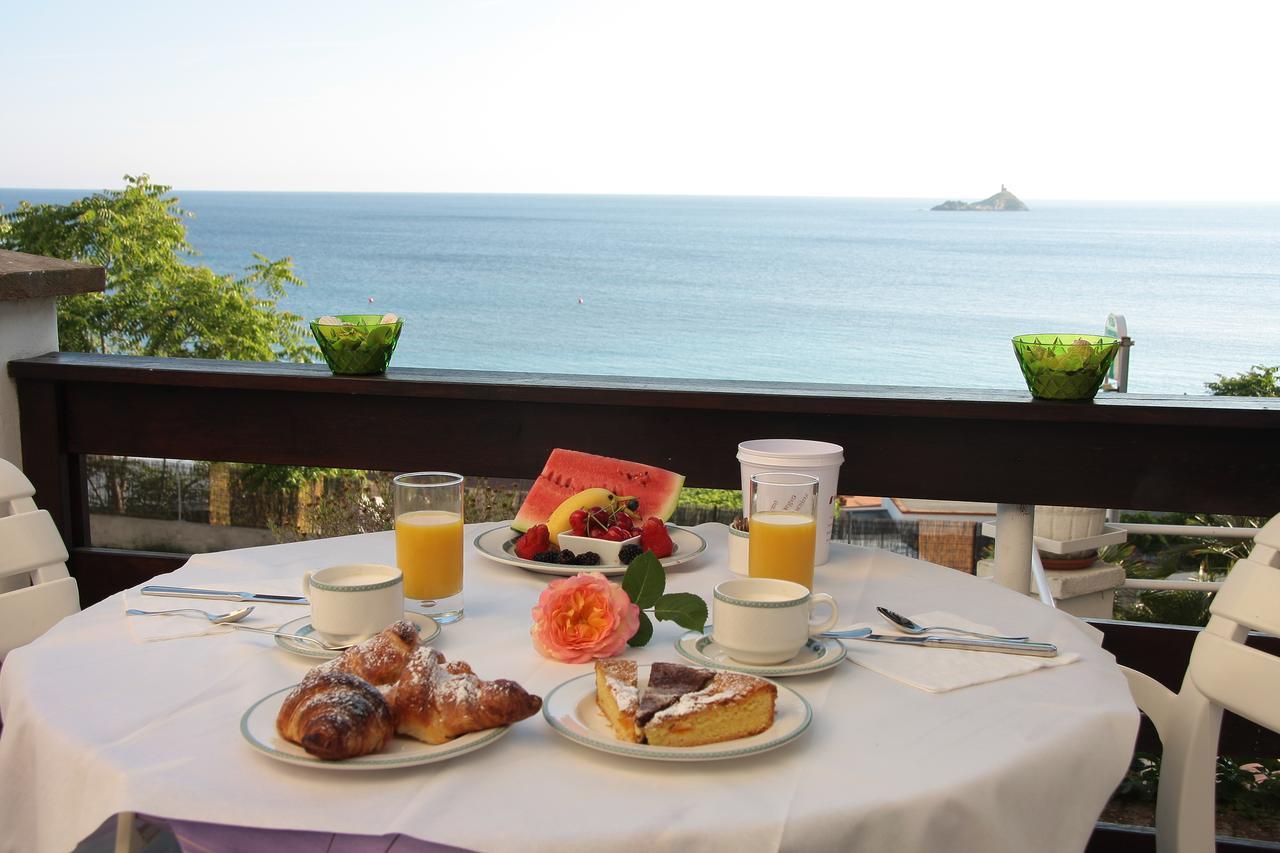 Hotel Villa Ombrosa Portoferraio Δωμάτιο φωτογραφία